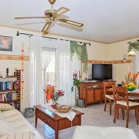 3 Bedroom Stunning In Holiday home